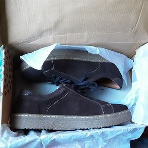 euro soft "NIKKI" womens size 9 chocolate brown suede gumshoe soles